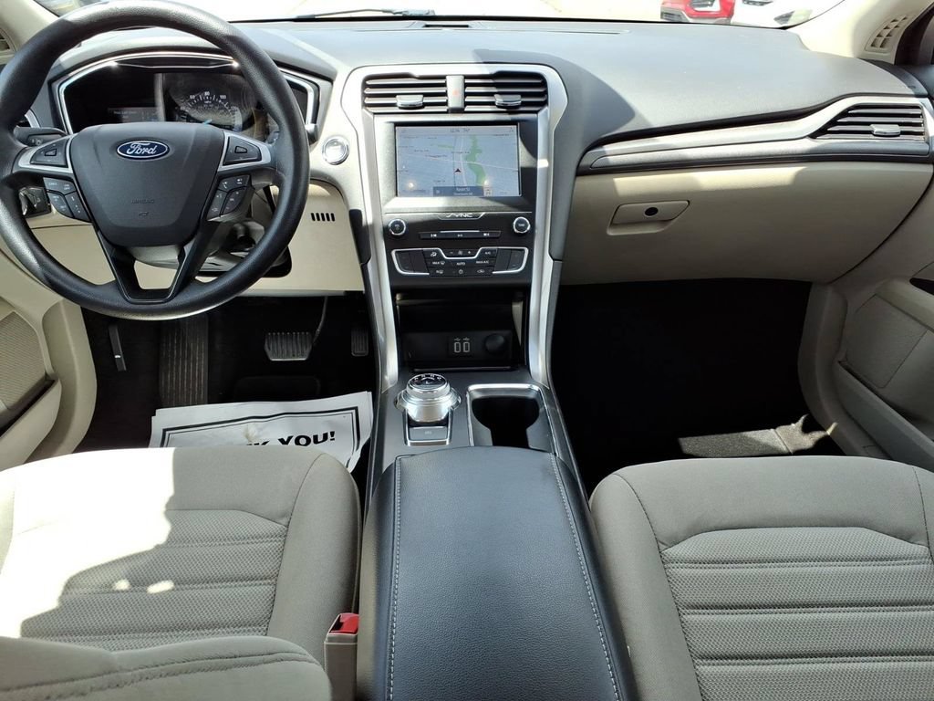 Certified 2020 Ford Fusion SE FWD image 12