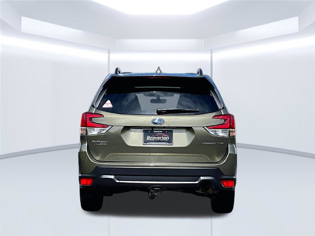 Used 2023 Subaru Forester Premium AWD/4WD image 6
