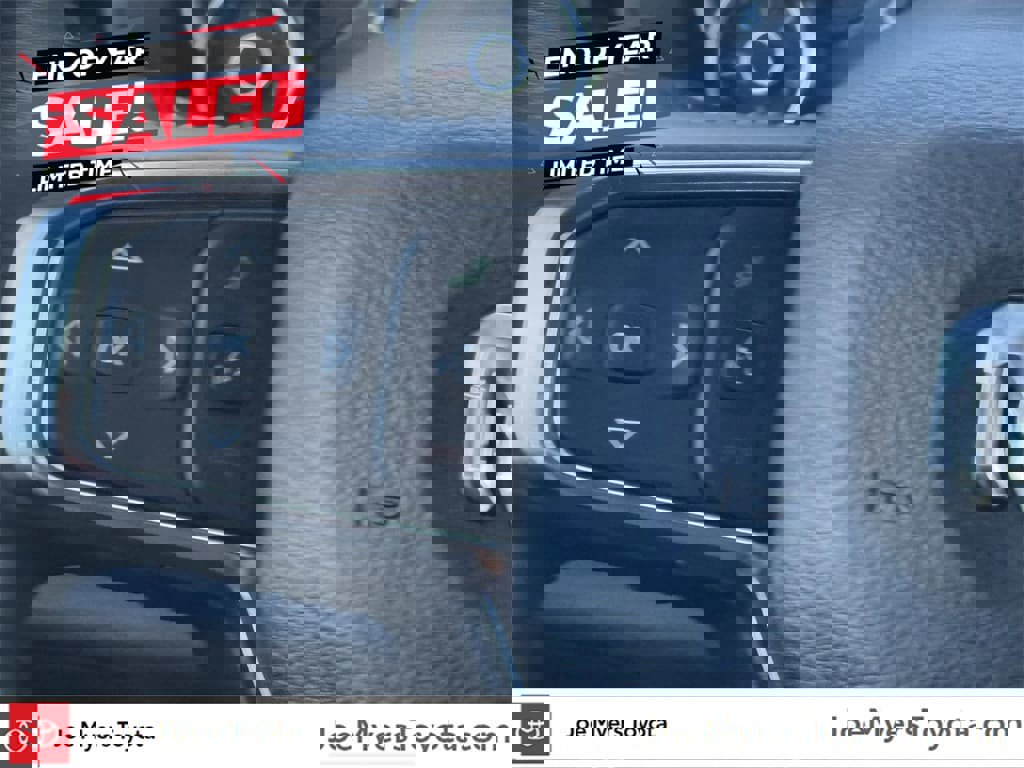 Used 2024 RAM 1500 Laramie image 12