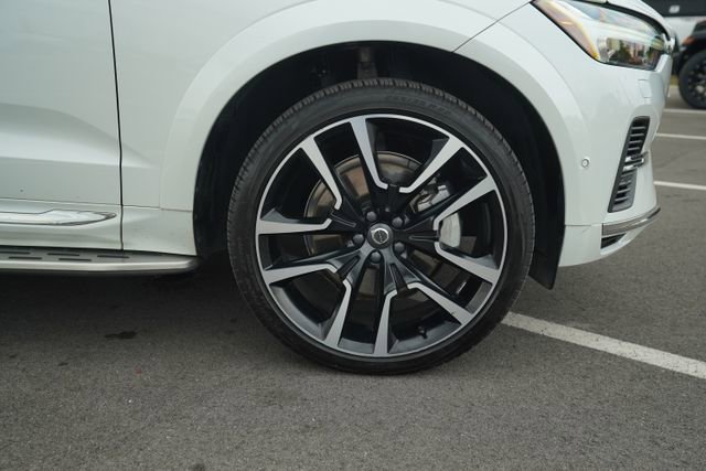 Used 2023 Volvo XC60 T8 Ultimate w/ Climate Package image 38