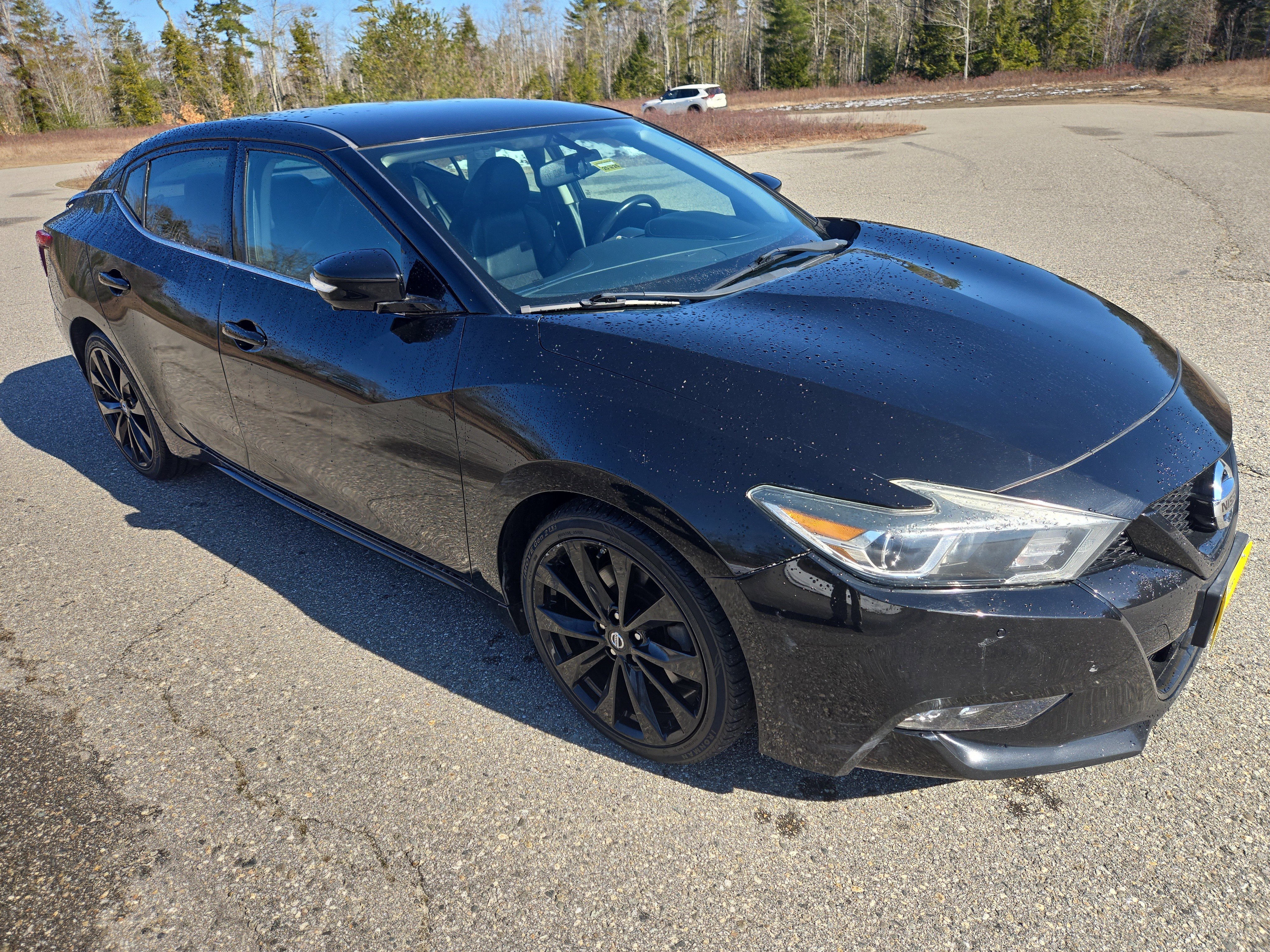 Used 2018 Nissan Maxima SR w/ Midnight Edition image 3