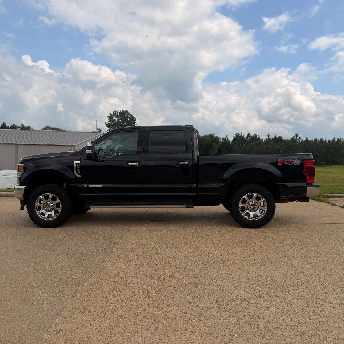 Used 2021 Ford F250 Lariat w/ Chrome Package AWD/4WD image 8