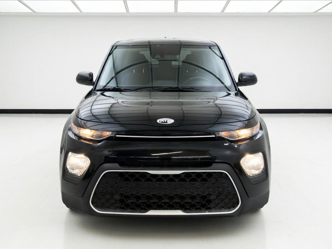 Used 2020 Kia Soul S FWD image 2