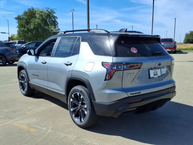 New 2027 Chevrolet Equinox RS FWD image 3
