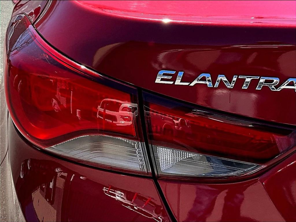 Used 2016 Hyundai Elantra SE w/ Option Group 02 image 27