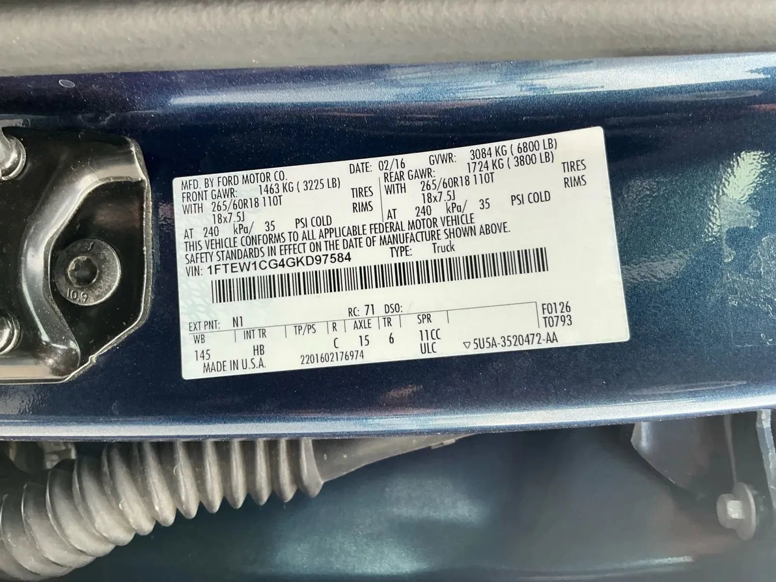 Used 2016 Ford F150 Lariat w/ Equipment Group 501A Mid image 34