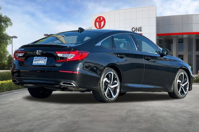 Used 2019 Honda Accord Sport image 4