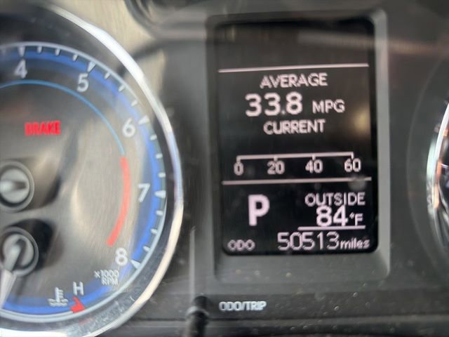 Used 2018 Toyota Corolla LE FWD image 14