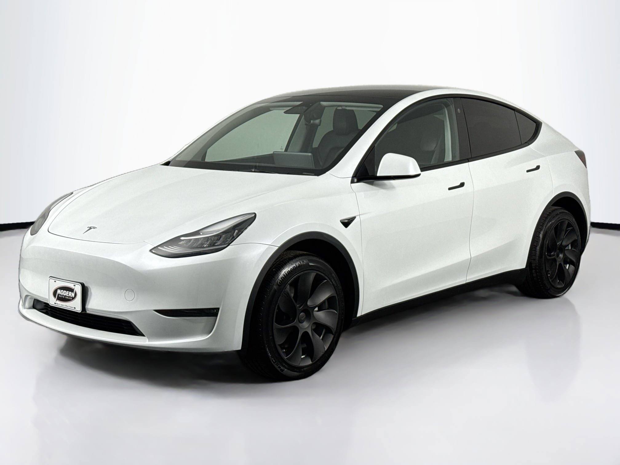Used 2023 Tesla Model Y Long Range AWD/4WD image 6