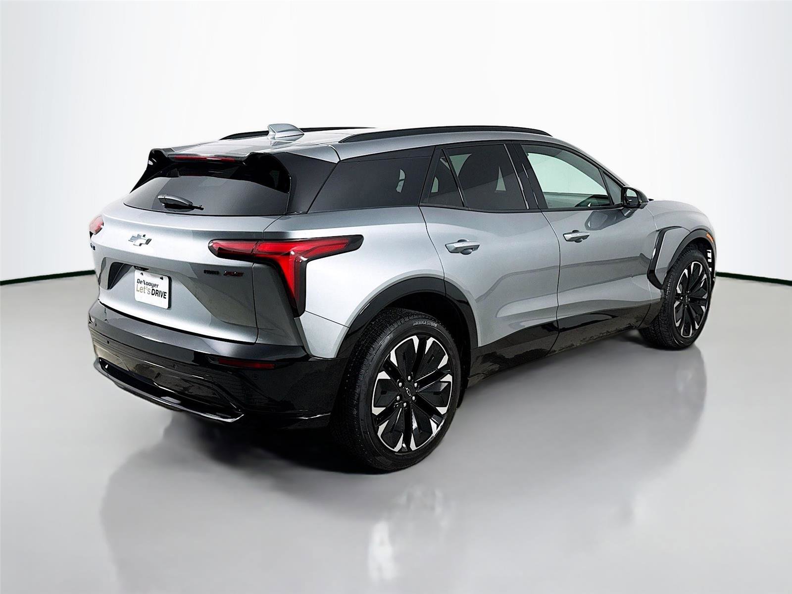 Used 2025 Chevrolet Blazer EV RS image 8