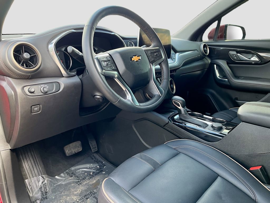 Used 2024 Chevrolet Blazer Premier w/ Driver Confidence II Package image 9