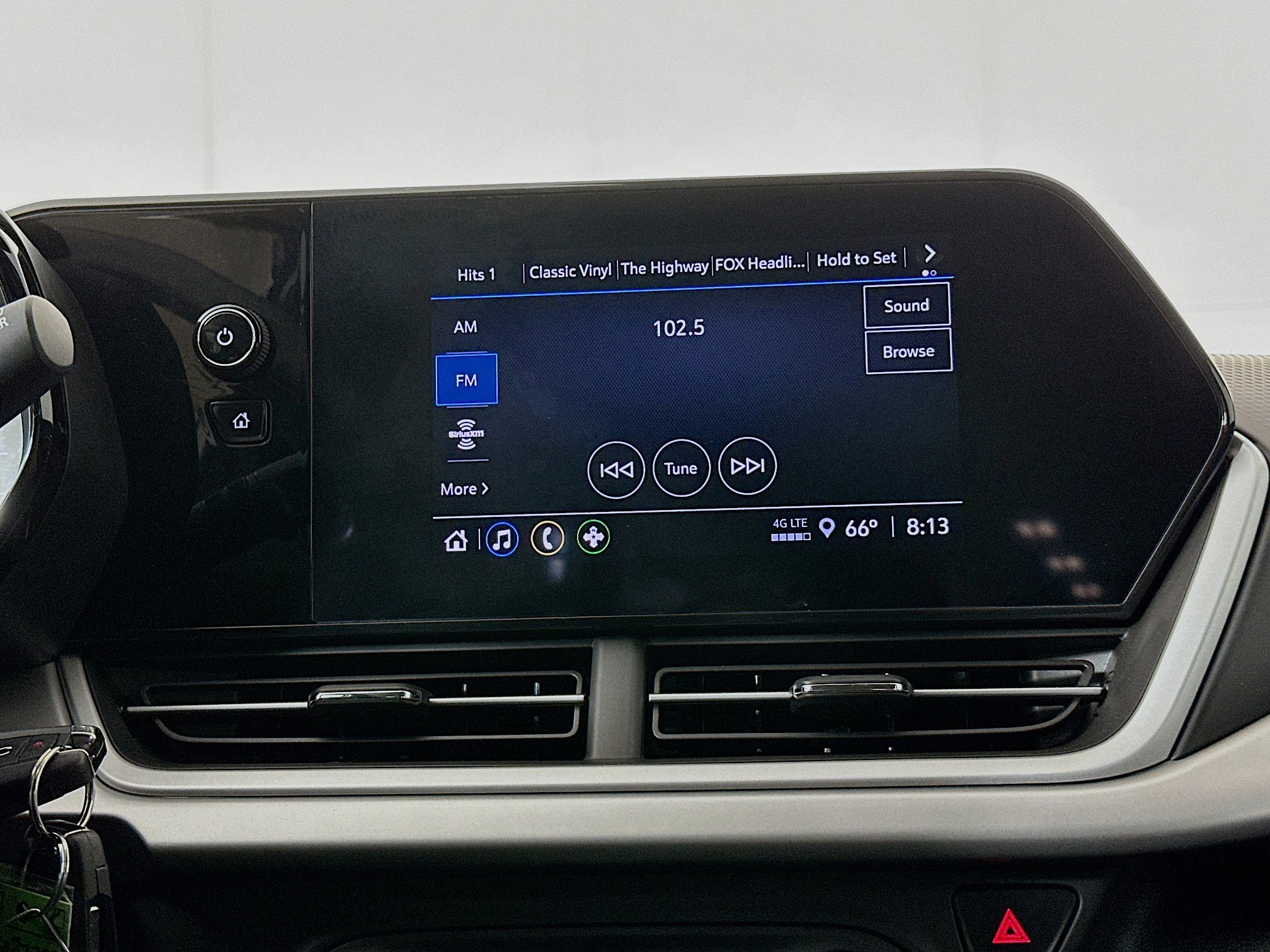 Used 2024 Chevrolet Trax LS w/ LS Convenience Package image 19