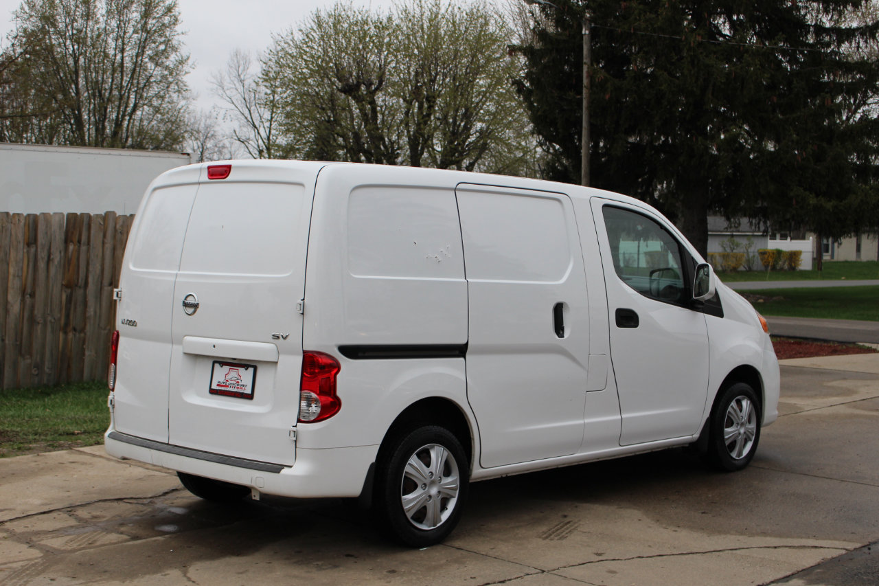 Used 2018 Nissan NV200 SV image 9