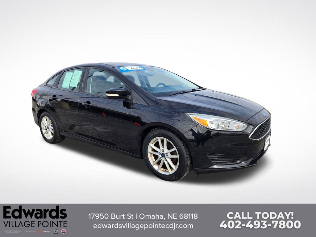 Used 2017 Ford Focus SE image 1
