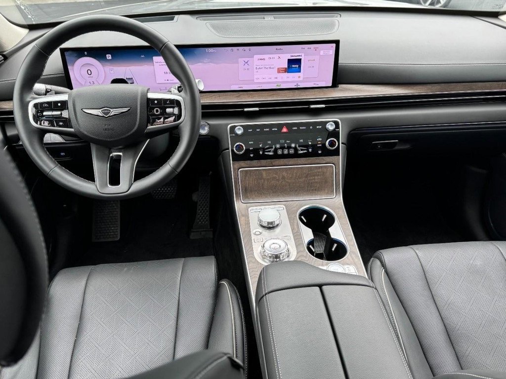 Certified 2025 Genesis GV80 2.5T Prestige image 12