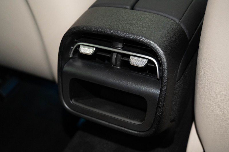 New 2027 Mercedes-Benz E 450 4MATIC Sedan image 19