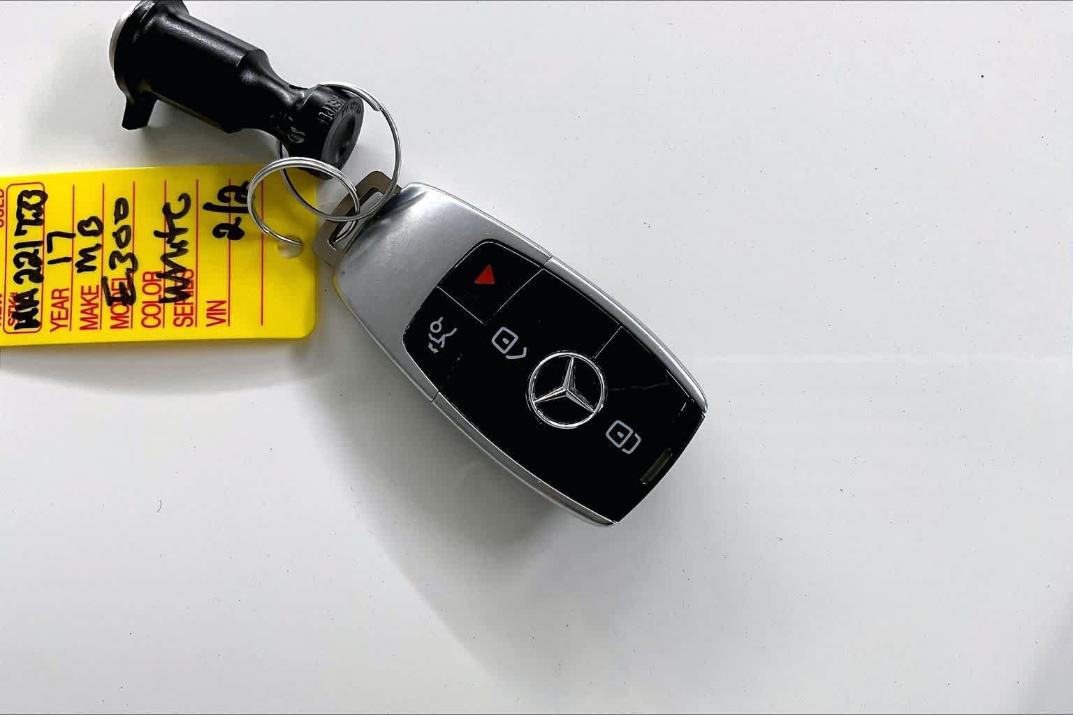 Certified 2017 Mercedes-Benz E 300 4MATIC image 15