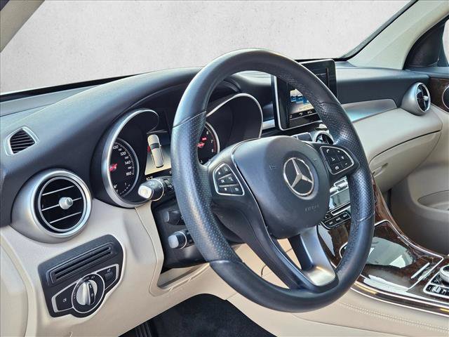 Used 2018 Mercedes-Benz GLC 300 image 9