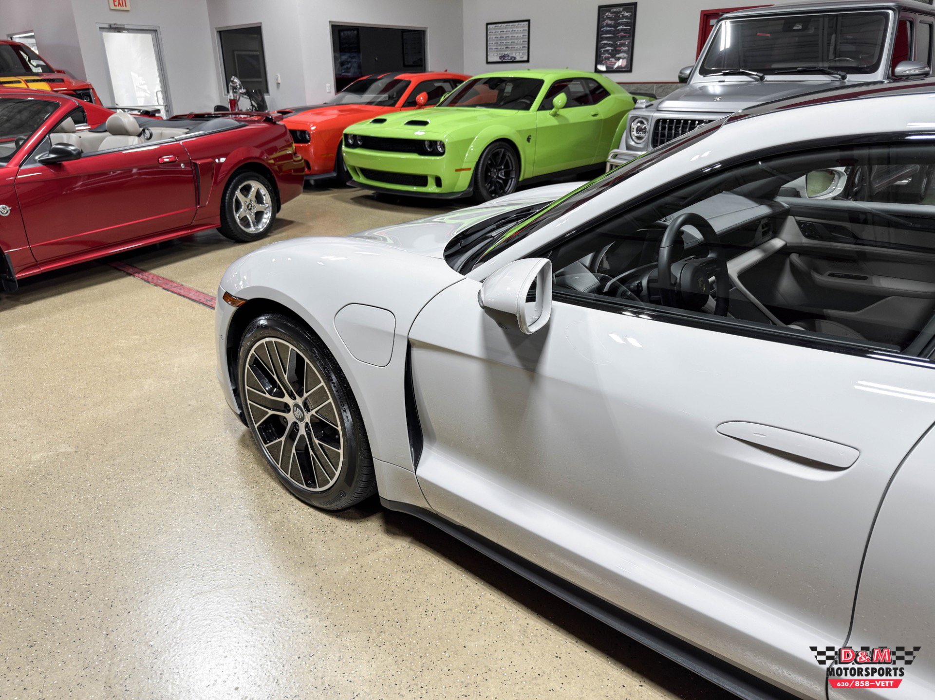 Used 2021 Porsche Taycan image 38