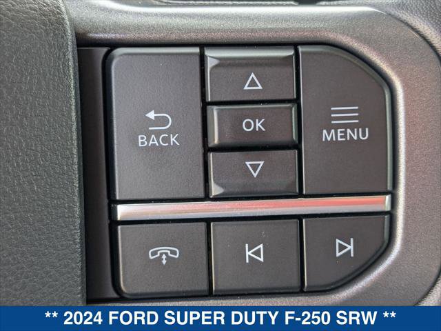 Certified 2024 Ford F250 Lariat w/ Lariat Ultimate Package AWD/4WD image 15