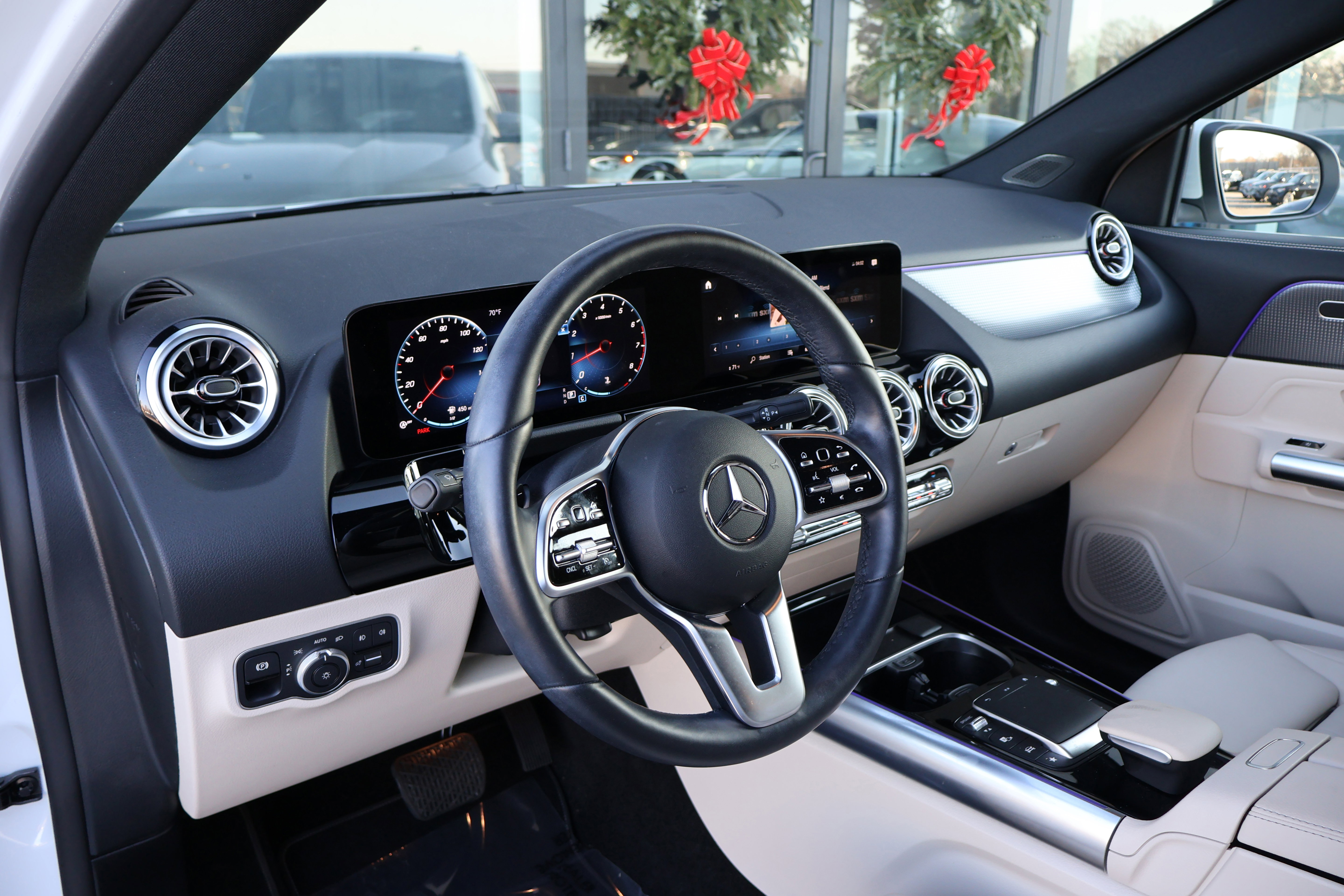 Certified 2023 Mercedes-Benz GLA 250 w/ Premium Package image 12