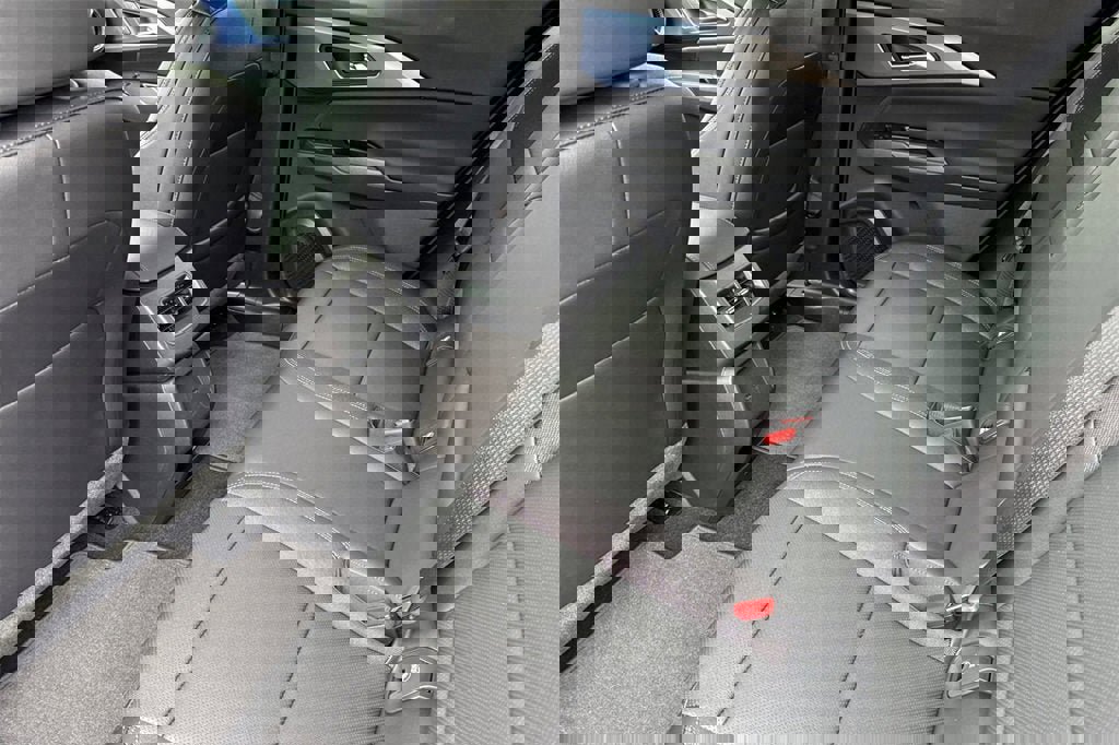 New 2026 Chevrolet Equinox EV LT image 12