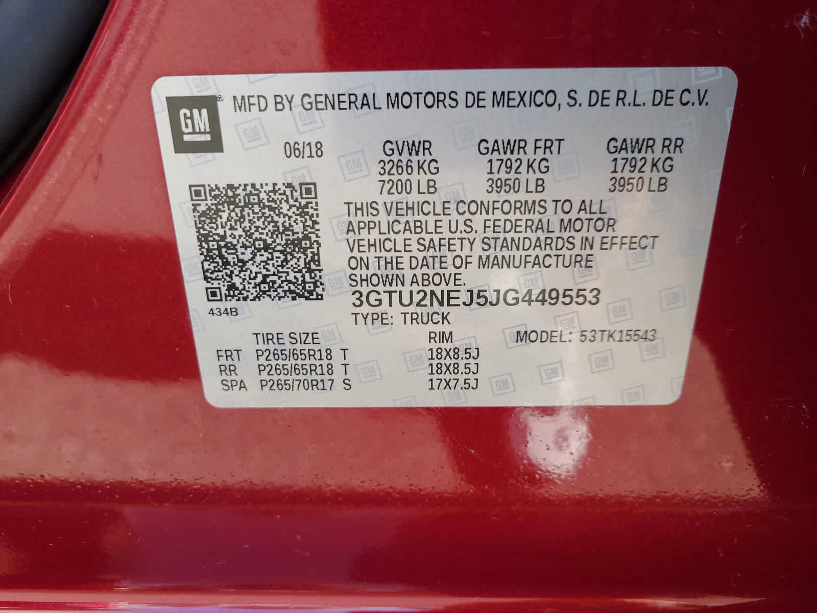 Used 2018 GMC Sierra 1500 SLT w/ All Terrain Package AWD/4WD image 29