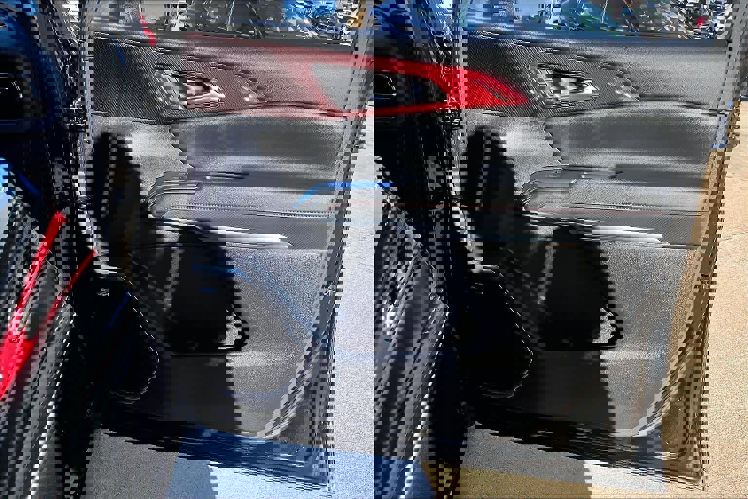 Used 2024 Chevrolet Traverse RS w/ LPO, Floor Liner Package image 22