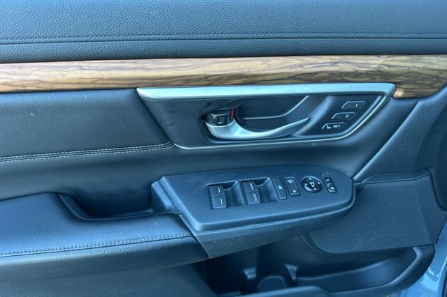 Used 2020 Honda CR-V Touring image 14