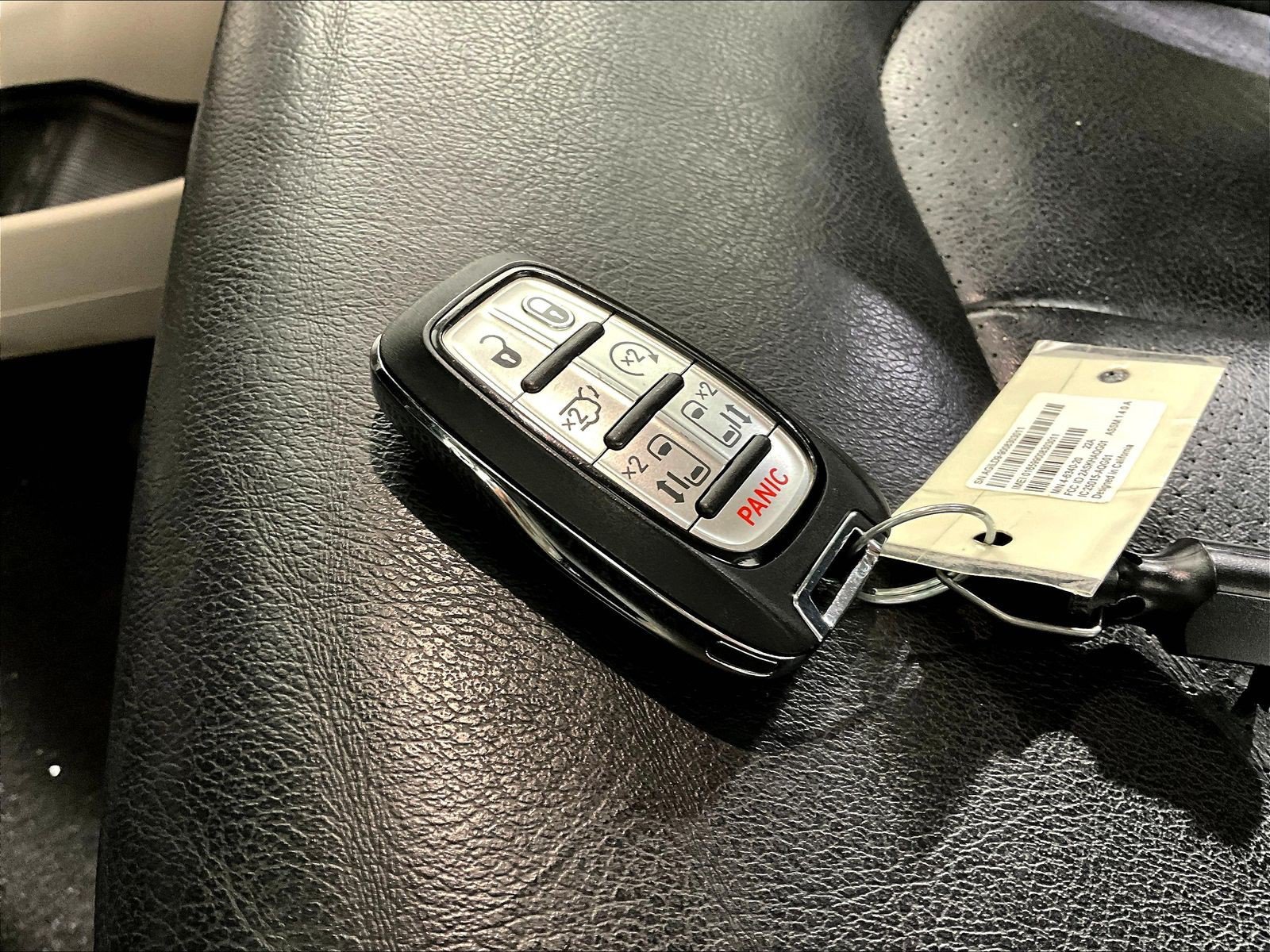 Used 2022 Chrysler Pacifica Touring-L FWD image 31