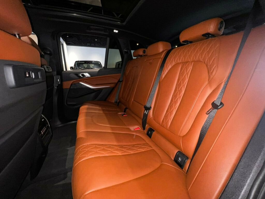 Used 2022 BMW X5 xDrive40i w/ M Sport Package image 26