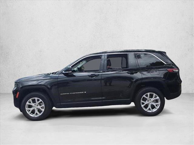 Used 2022 Jeep Grand Cherokee Limited AWD/4WD image 9