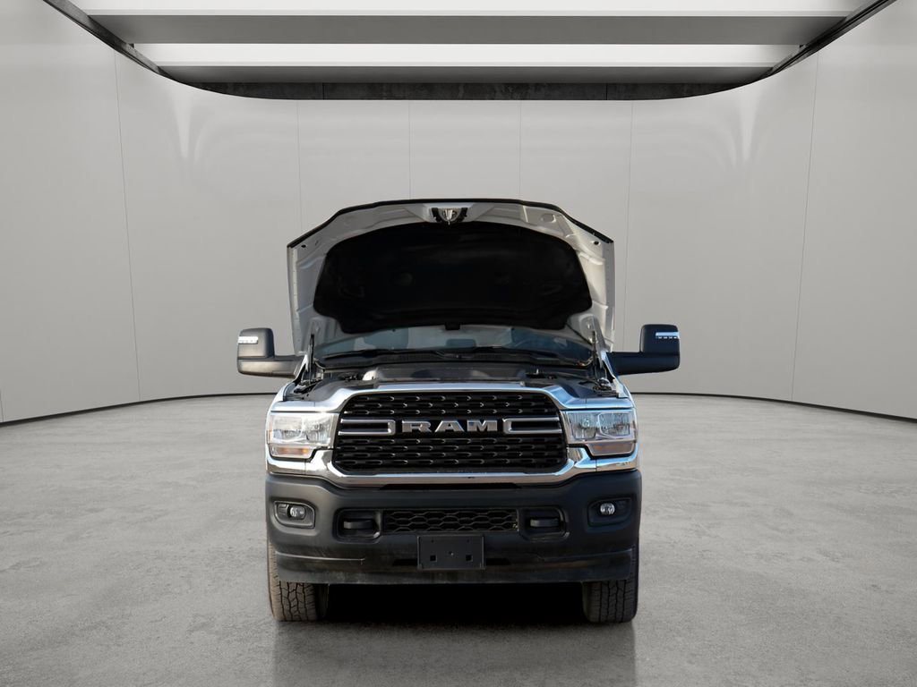 Used 2024 RAM 3500 Big Horn image 6