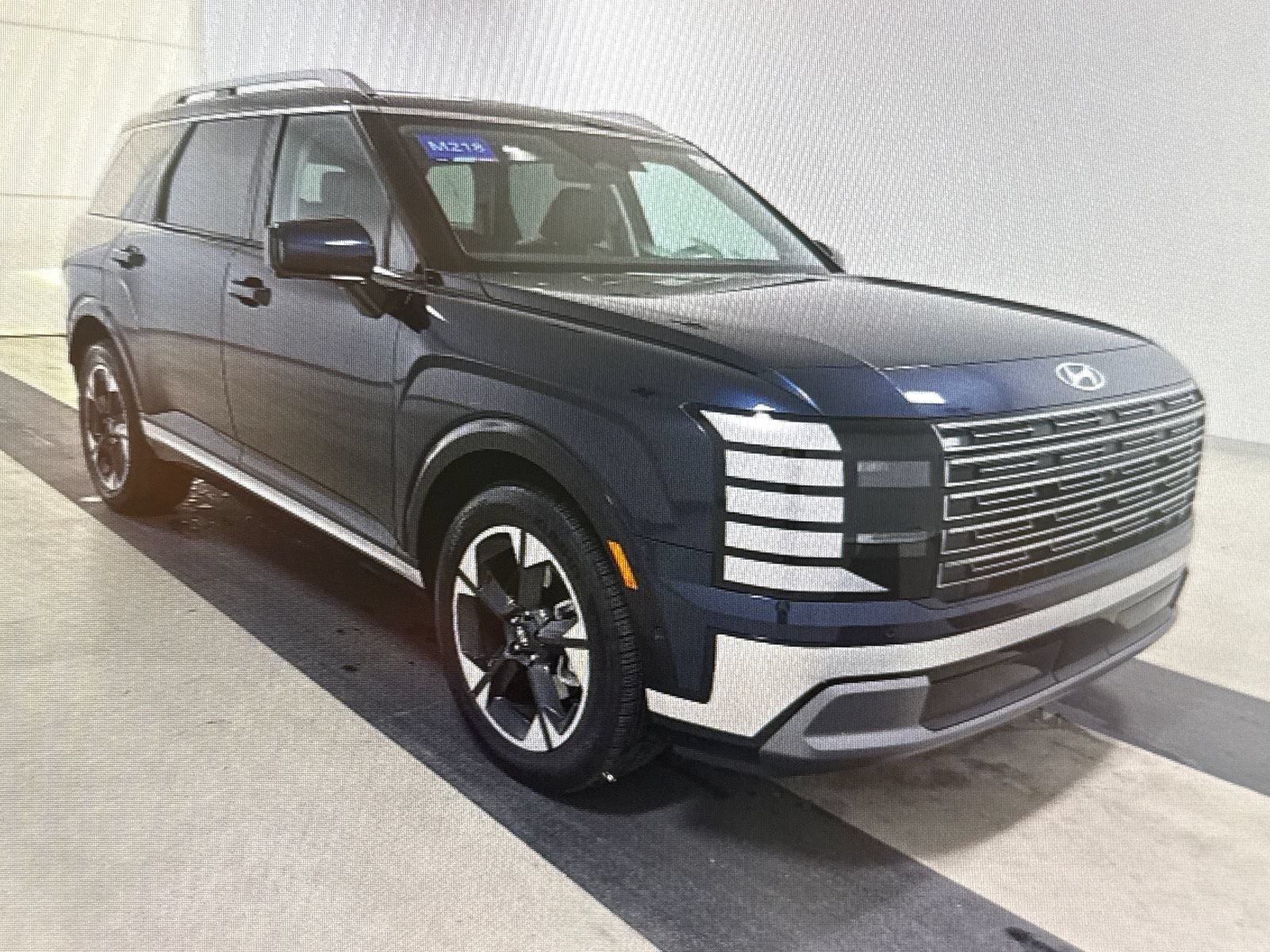 Certified 2026 Hyundai Palisade Limited AWD/4WD image 5