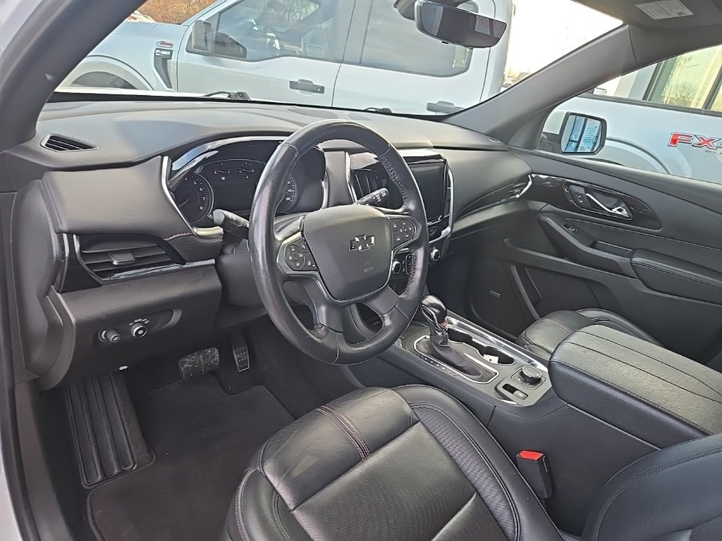 Used 2022 Chevrolet Traverse RS image 36