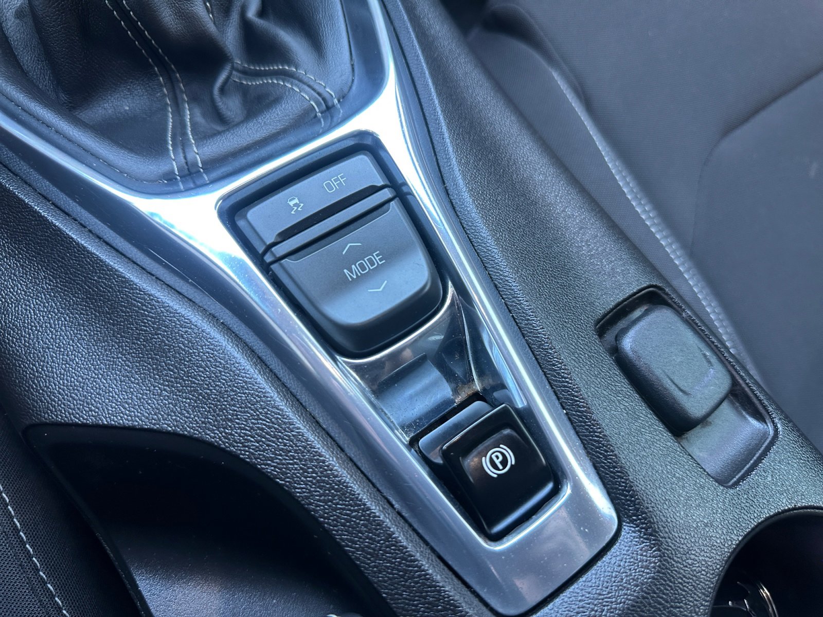 Used 2017 Chevrolet Camaro LS image 19