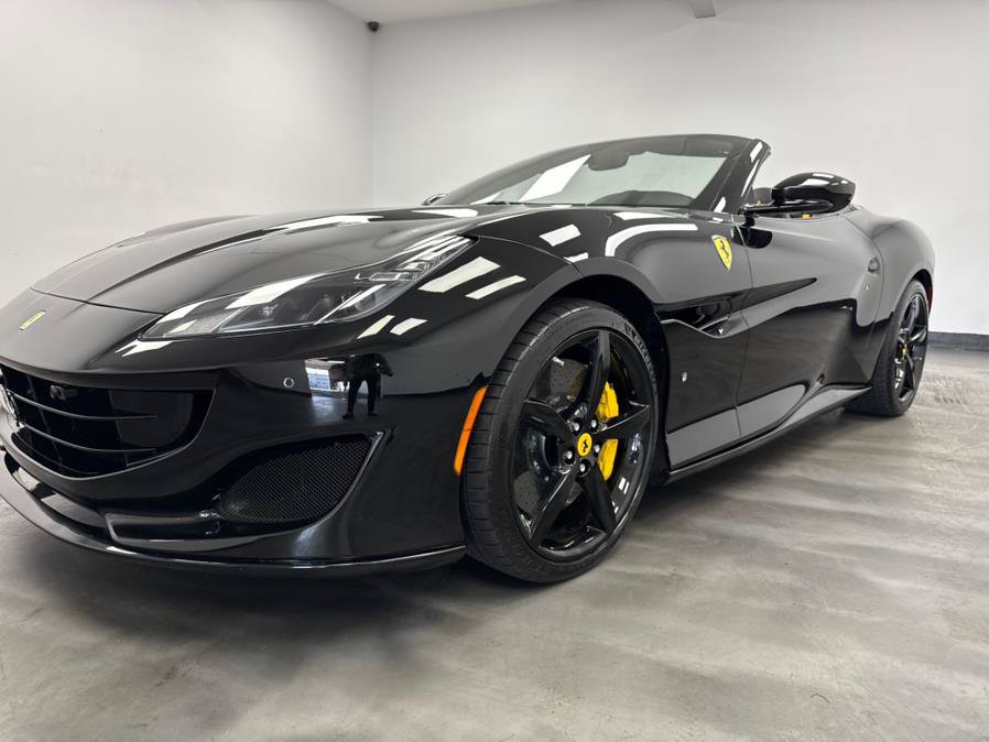 Used 2019 Ferrari Portofino RWD image 36