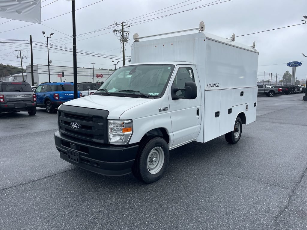 New 2026 Ford E-350 and Econoline 350 Super Duty w/ Power Equipment Group RWD image 2