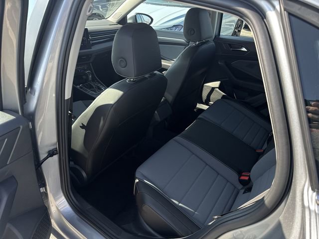 New 2026 Volkswagen Jetta SE image 21