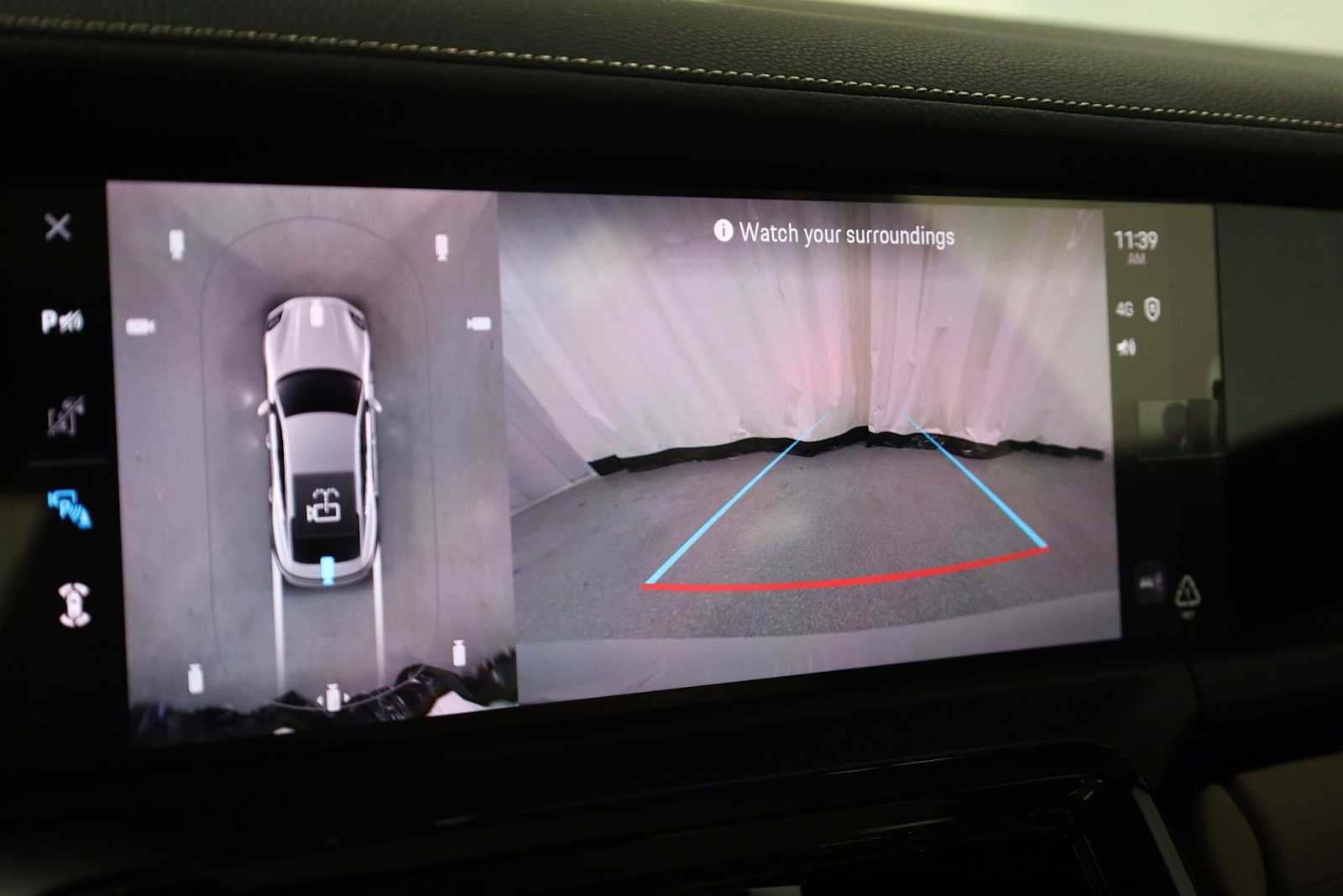 New 2025 Porsche Panamera 4 image 32