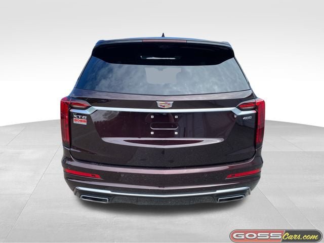 Used 2021 Cadillac XT6 Premium Luxury FWD image 4