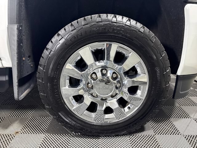 Used 2018 GMC Sierra 2500 Denali w/ Duramax Plus Package AWD/4WD image 11