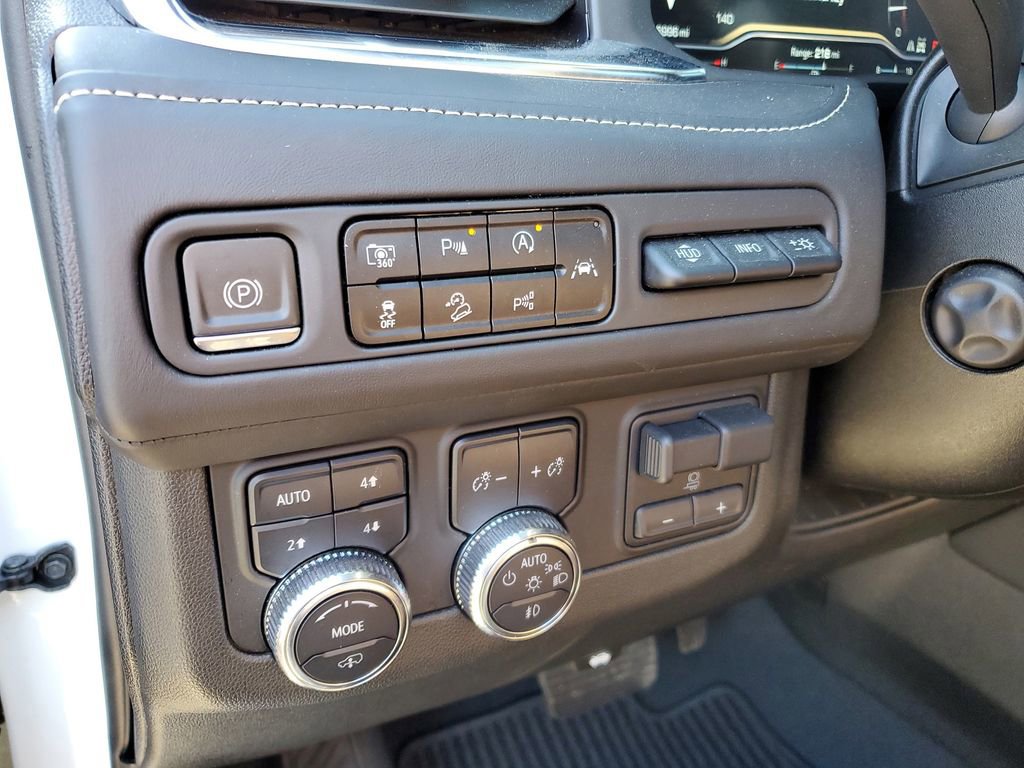 Certified 2024 GMC Yukon XL Denali Ultimate image 10