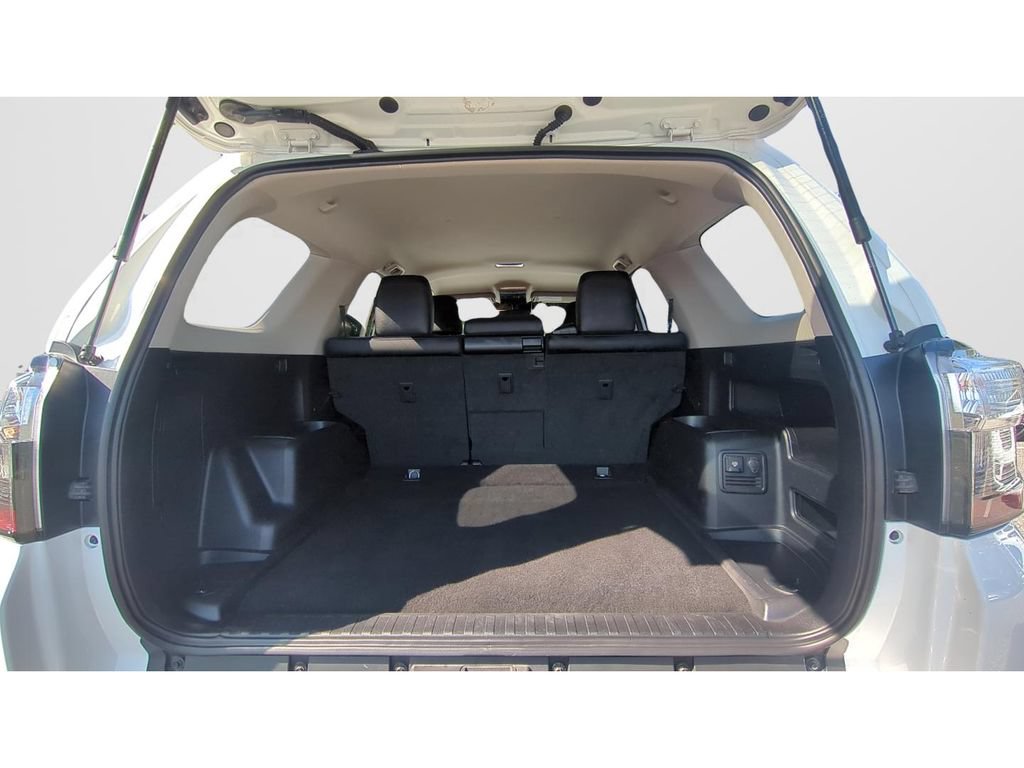 Used 2023 Toyota 4Runner TRD Off-Road Premium AWD/4WD image 9