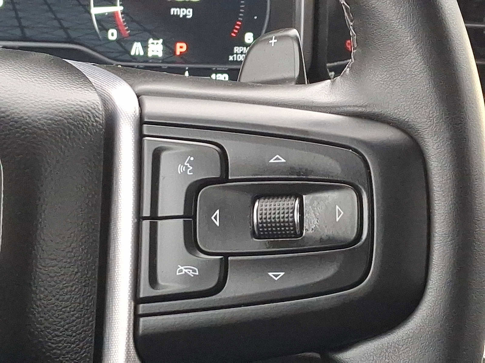 Used 2023 GMC Sierra 1500 Elevation image 21