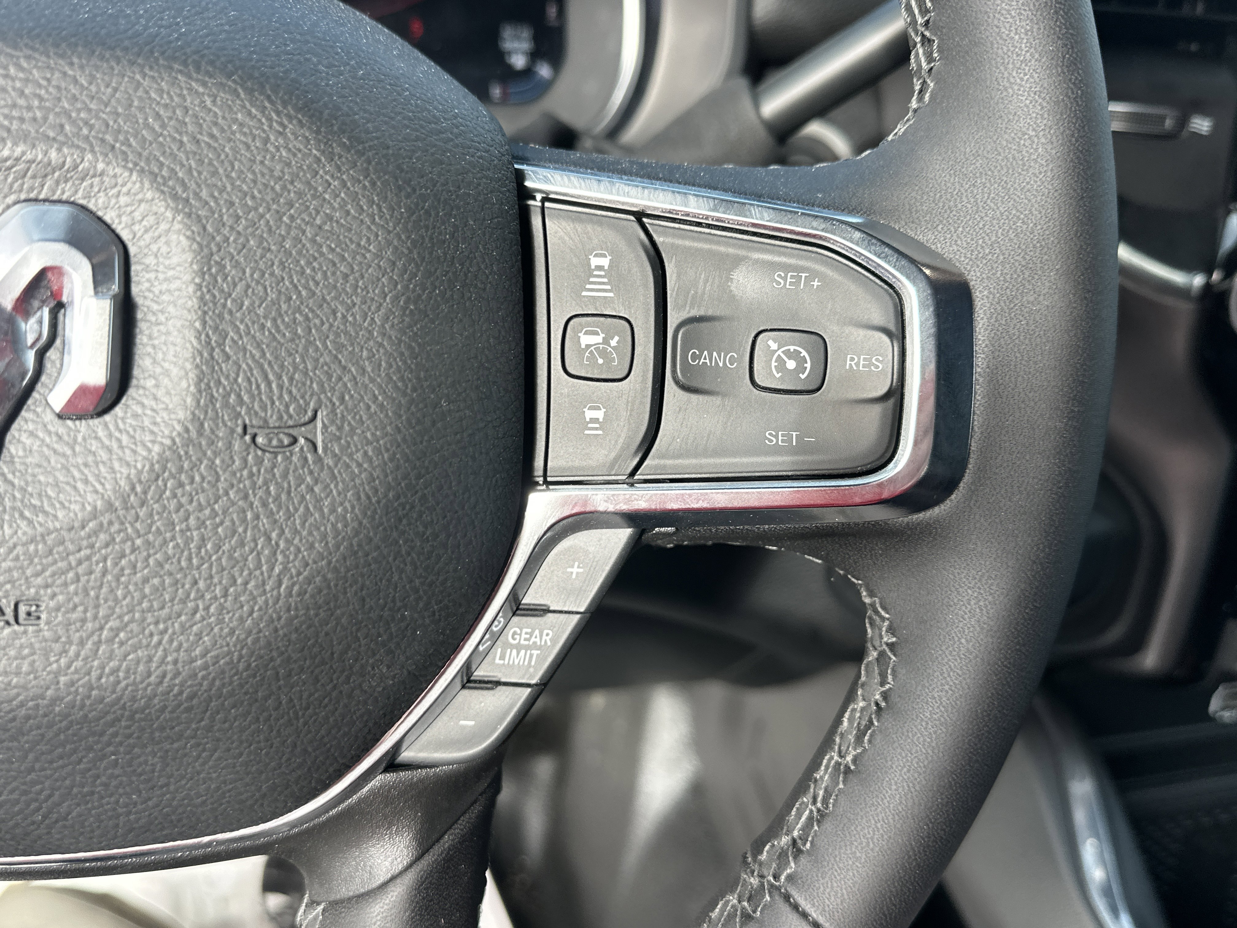 New 2026 RAM 5500 Laramie w/ Laramie Trim Package image 27