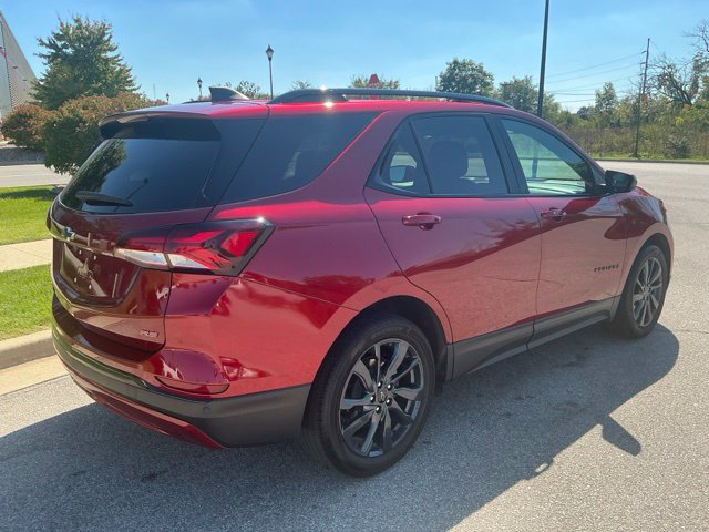 Used 2024 Chevrolet Equinox RS w/ LPO, Floor Liner Package FWD image 6