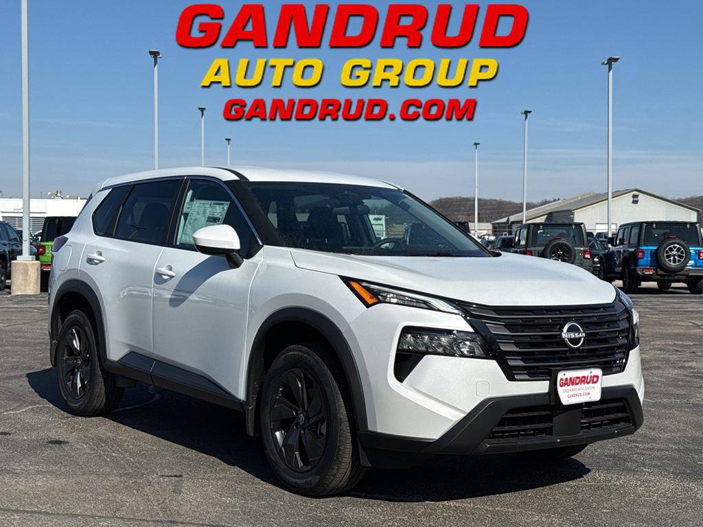 New 2026 Nissan Rogue SV w/ Cold Weather Package