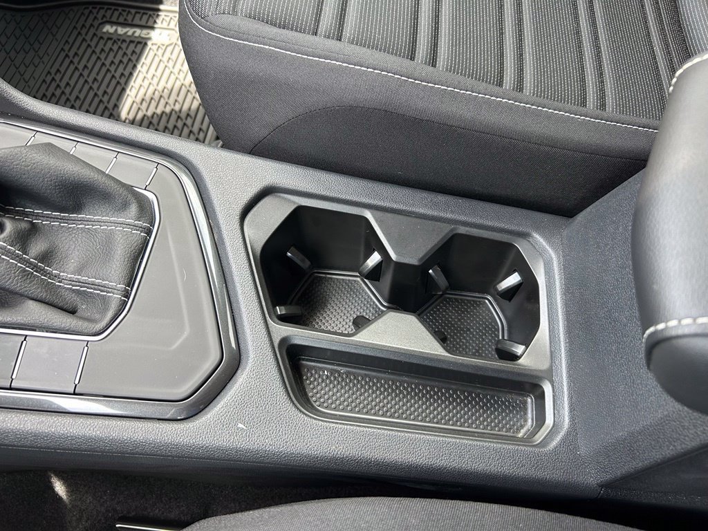 Certified 2024 Volkswagen Tiguan S FWD image 33