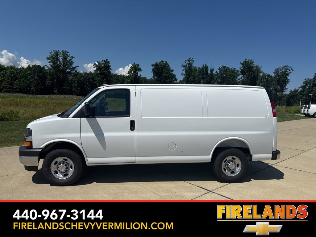New 2025 Chevrolet Express 2500 Work Van w/ Driver Convenience Package image 6